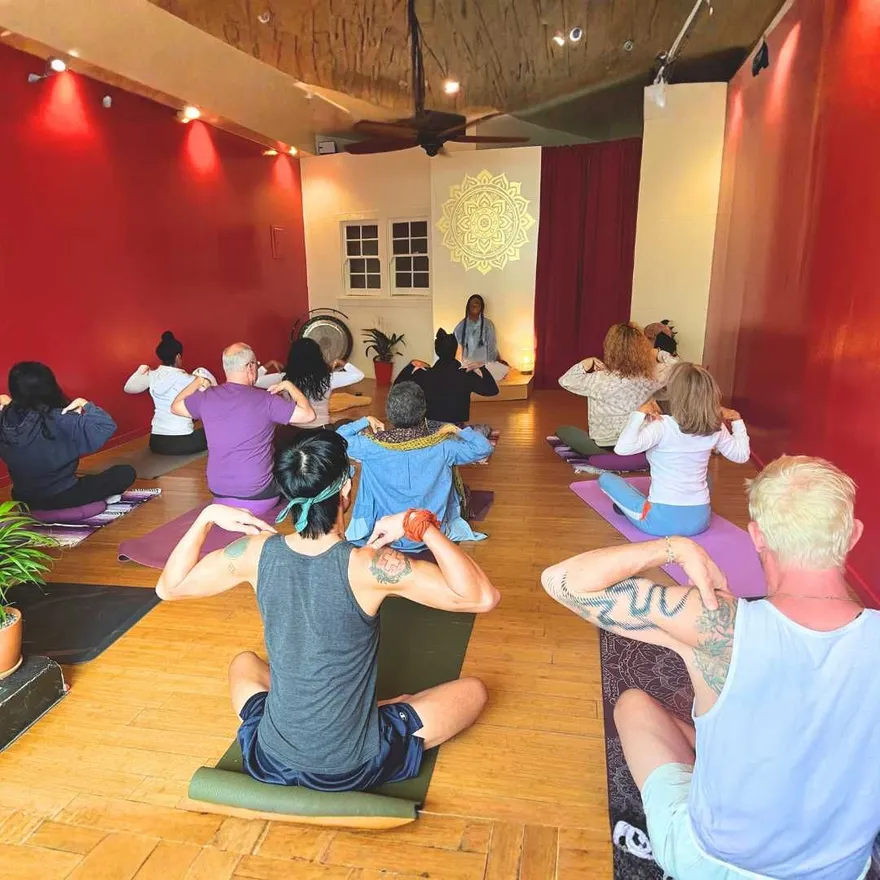 Kundalini Silverlake — studio photo