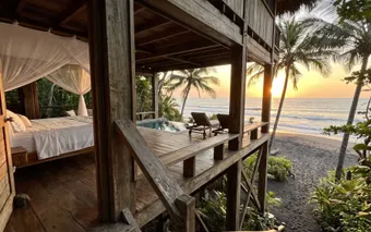 A jungle treehouse room above the beach at Mizata, El Salvador